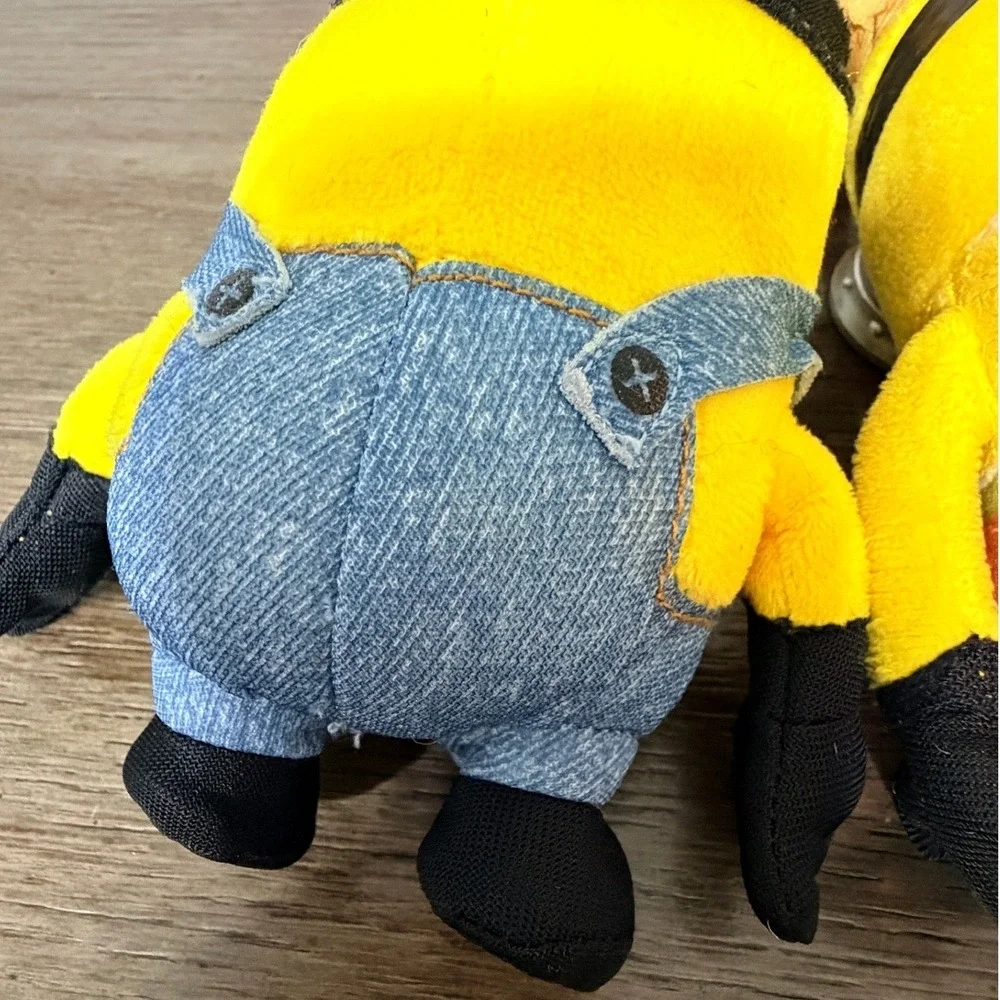 TY Despicable Me Minions Dave Tourist and Stuart Plush Set Stuffed Animal Toys